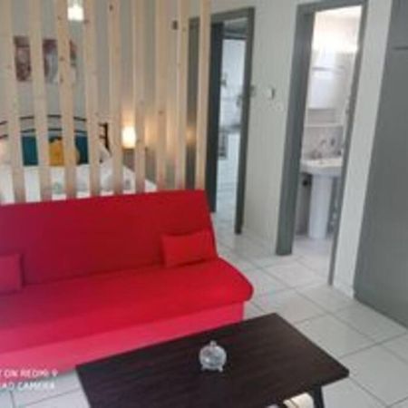 Lemon - Happyhostgr - Downtown Apartment Wolos Zewnętrze zdjęcie